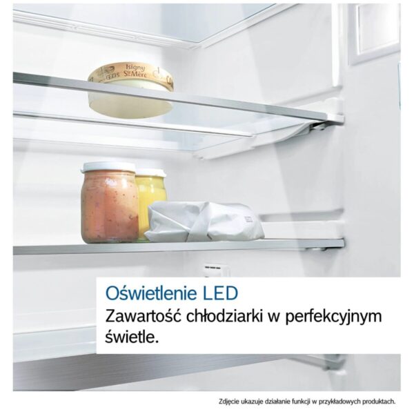bosch-serie-6-lodowka-z-dolnym-zamrazalnikiem-do-zabudowy-177-2-x-55-8-cm-zawias-plaski-z-soft-close-kin86adb0-08 Lodówka do zabudowy z dolnym zamrażalnikiem Bosch KIN86ADB0 Serie 6