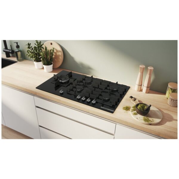 bosch-serie-6-plyta-gazowa-90-cm-szklo-hartowane-czarny-ppm9a6i40-04 Płyta gazowa Bosch PPM9A6I40 Serie 6 (90 cm, szkło hartowane, czarna)
