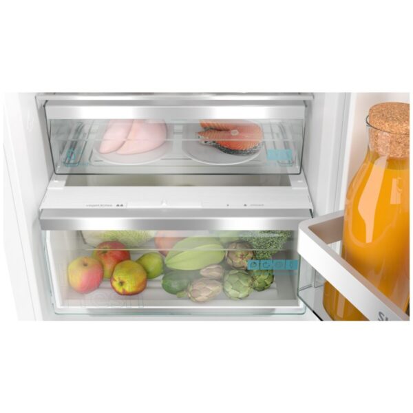siemens-iq500-lodowka-z-dolnym-zamrazalnikiem-do-zabudowy-177-2-x-55-8-cm-zawias-plaski-z-soft-close-ki86nadd0-03 Chłodziarko-zamrażarka Siemens iQ500 KI86NADD0 do zabudowy 60 cm