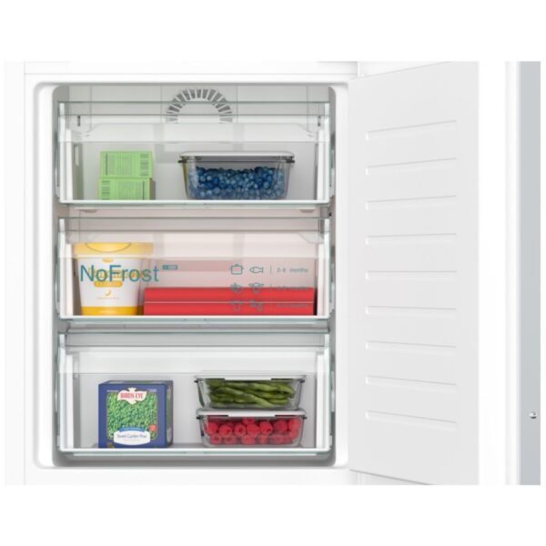 siemens-iq500-lodowka-z-dolnym-zamrazalnikiem-do-zabudowy-177-2-x-55-8-cm-zawias-plaski-z-soft-close-ki86nadd0-04 Chłodziarko-zamrażarka Siemens iQ500 KI86NADD0 do zabudowy 60 cm