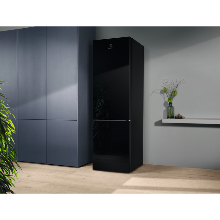 LODÓWKA Cooling 360° 800 MultiSpace LNT7ME36K2 - obrazek 5